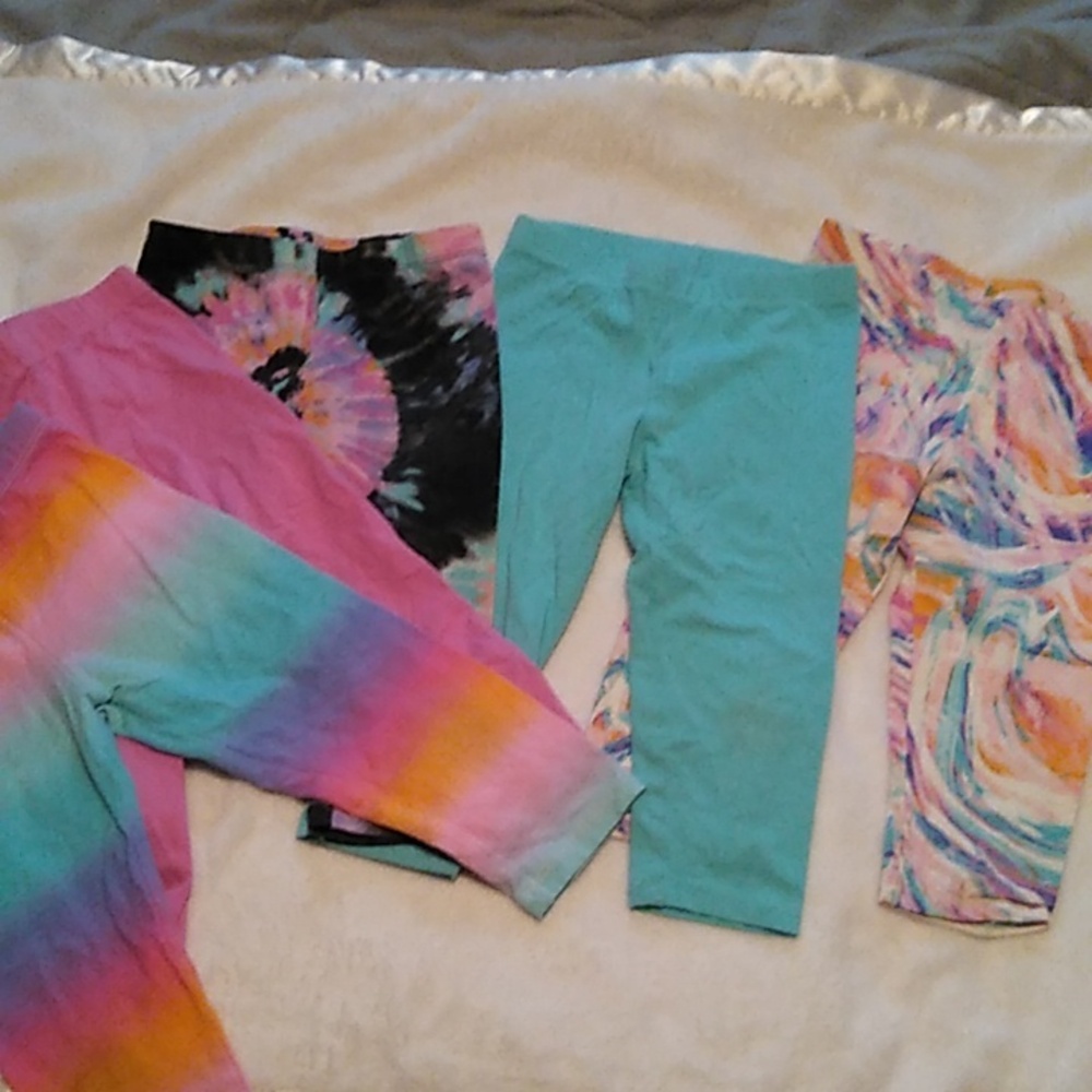 NWOT 😍Girls Small (Size 5/6) Capris Set of 4 Tie Dye